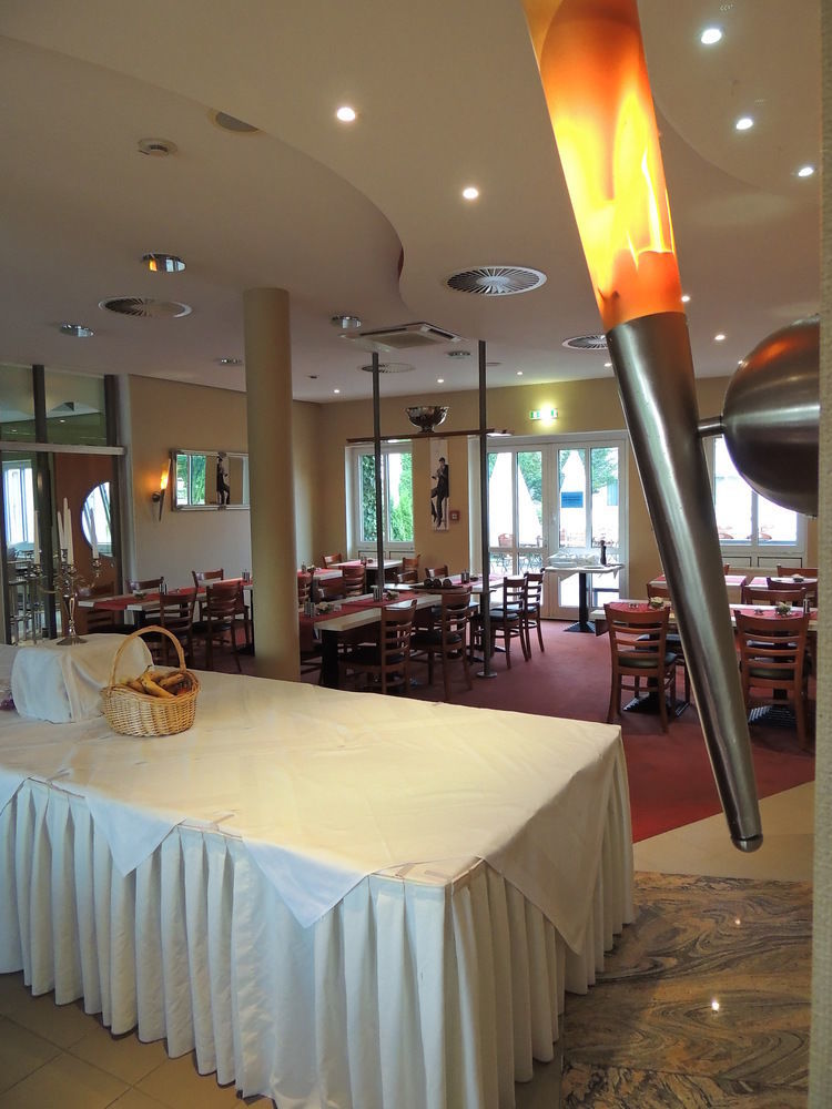 Garner Hotel Cottbus Sued By Ihg Extérieur photo